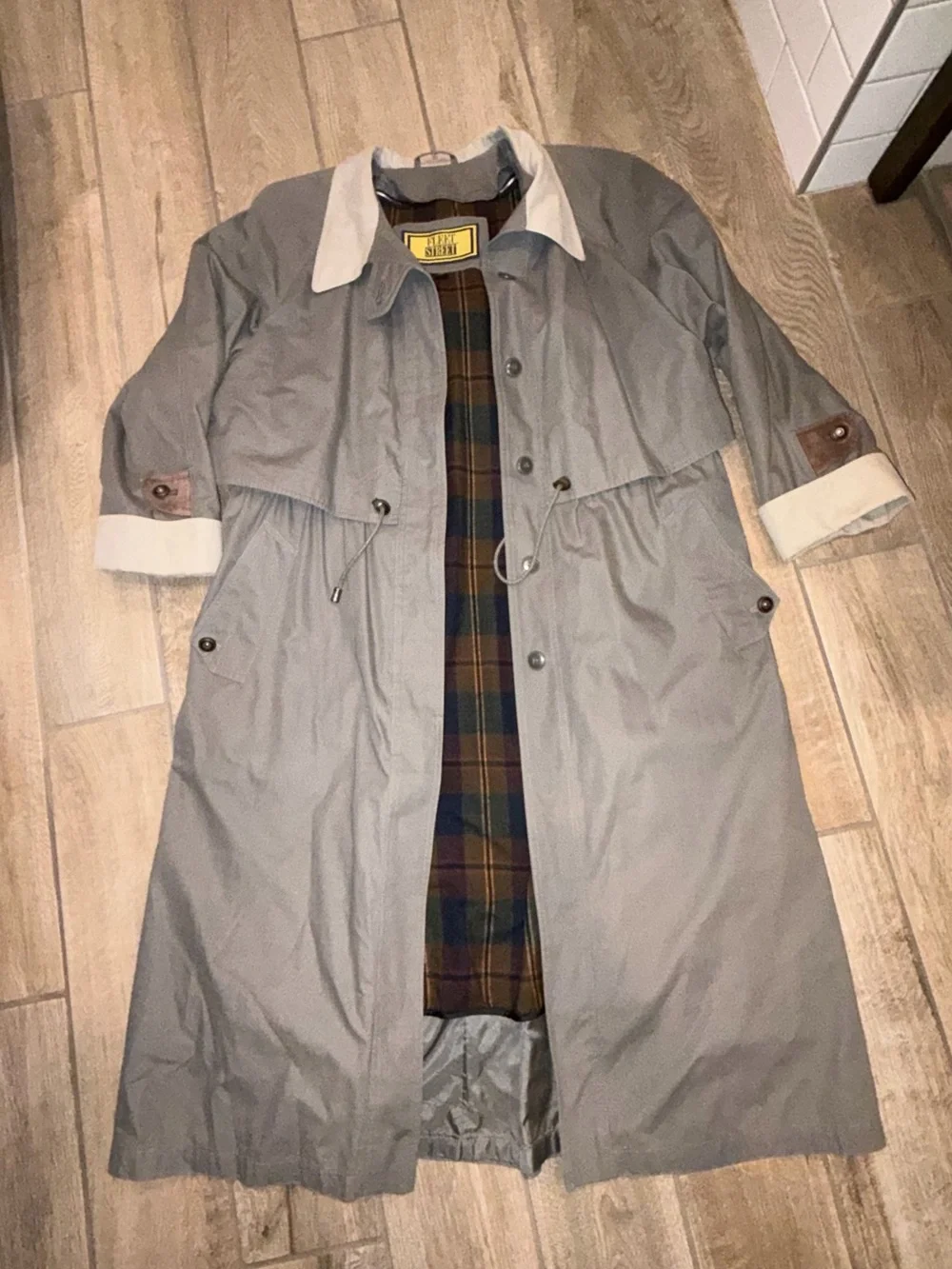 vintage Fleet Street trench coat contrasting collar classic plaid lining size 12